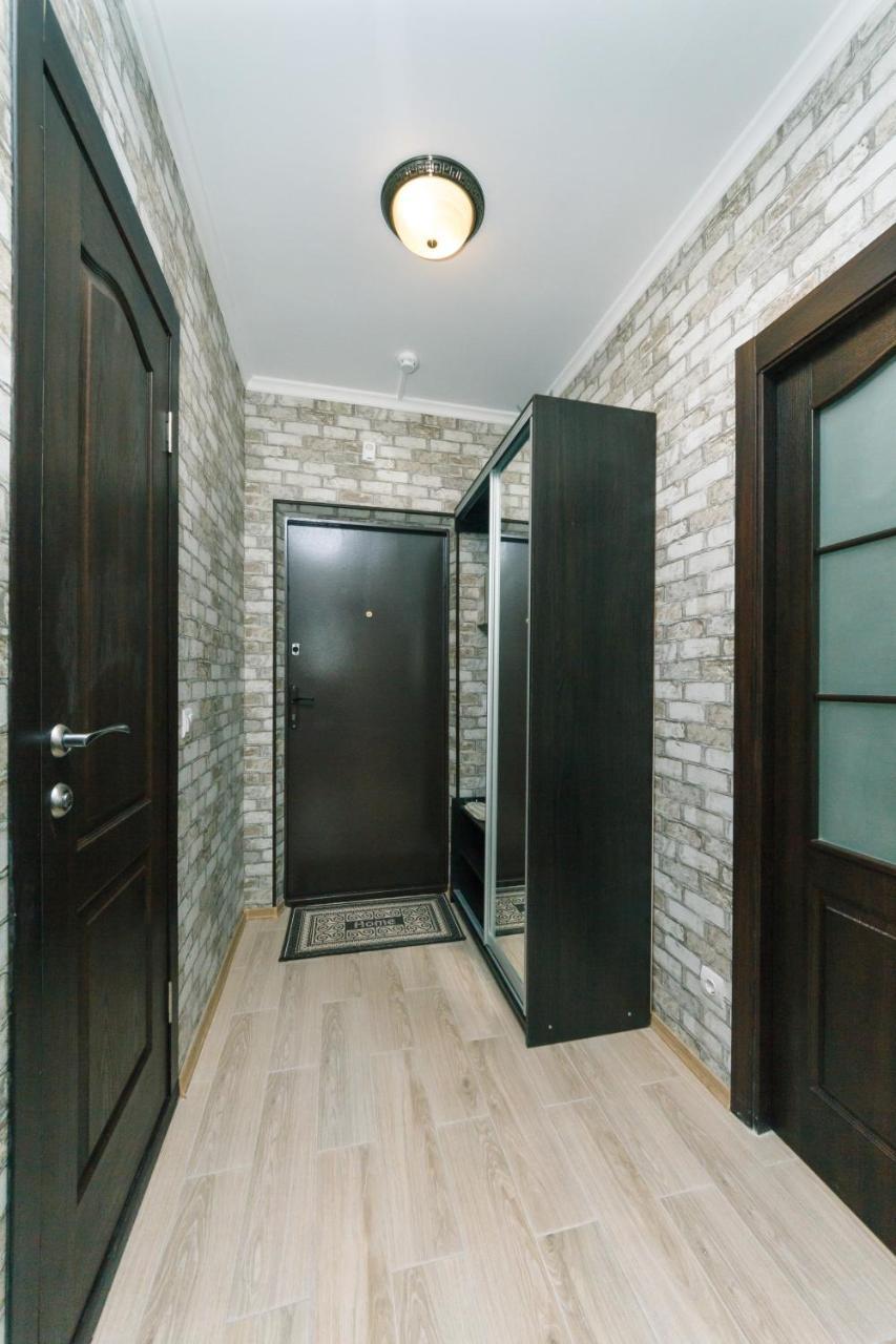 Poznyaky Apartments Patriotika キエフ エクステリア 写真